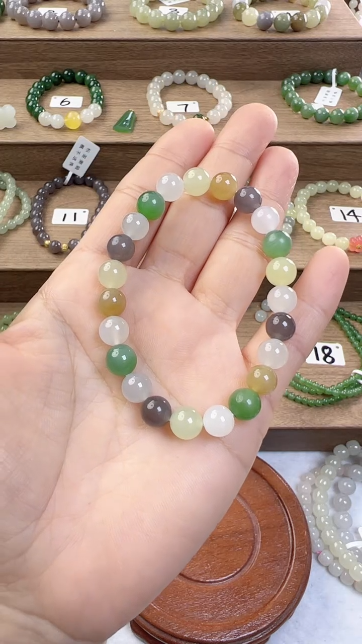 【闪购商品】和田玉手串未镶嵌8m多宝手串