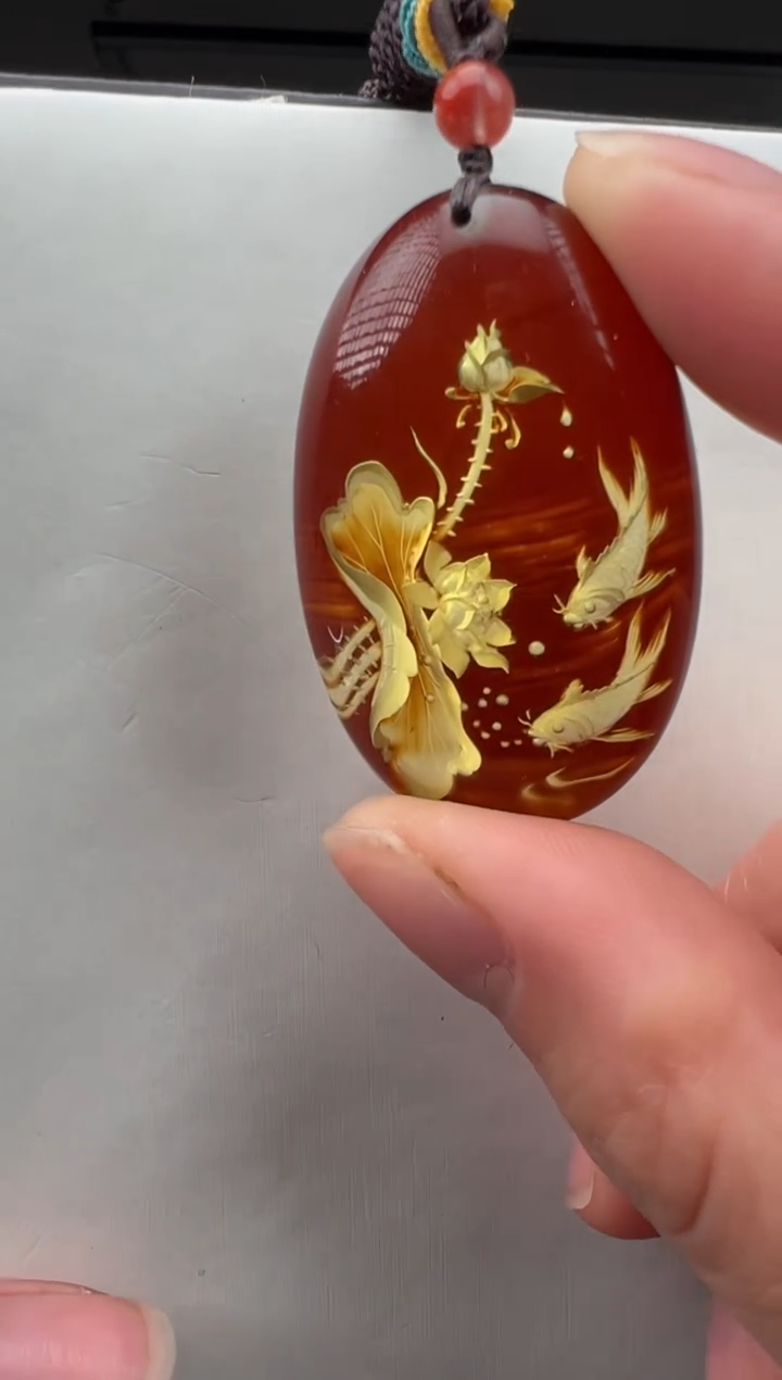 琥珀颈饰未镶嵌吊坠
