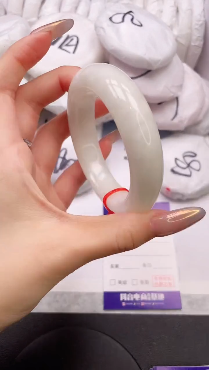 【闪购商品】和田玉手镯未镶嵌23K193-56