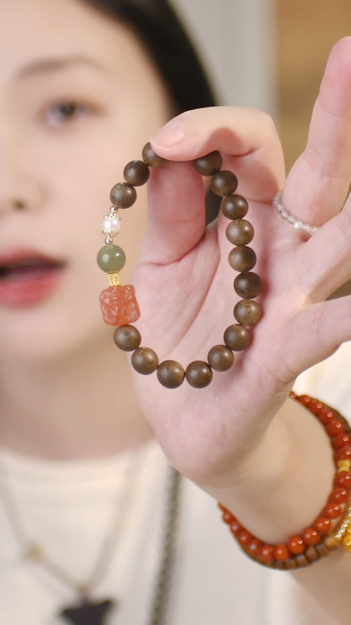 未镶嵌手串和田玉（海南莺歌绿奇楠0.8+凤穿牡丹）