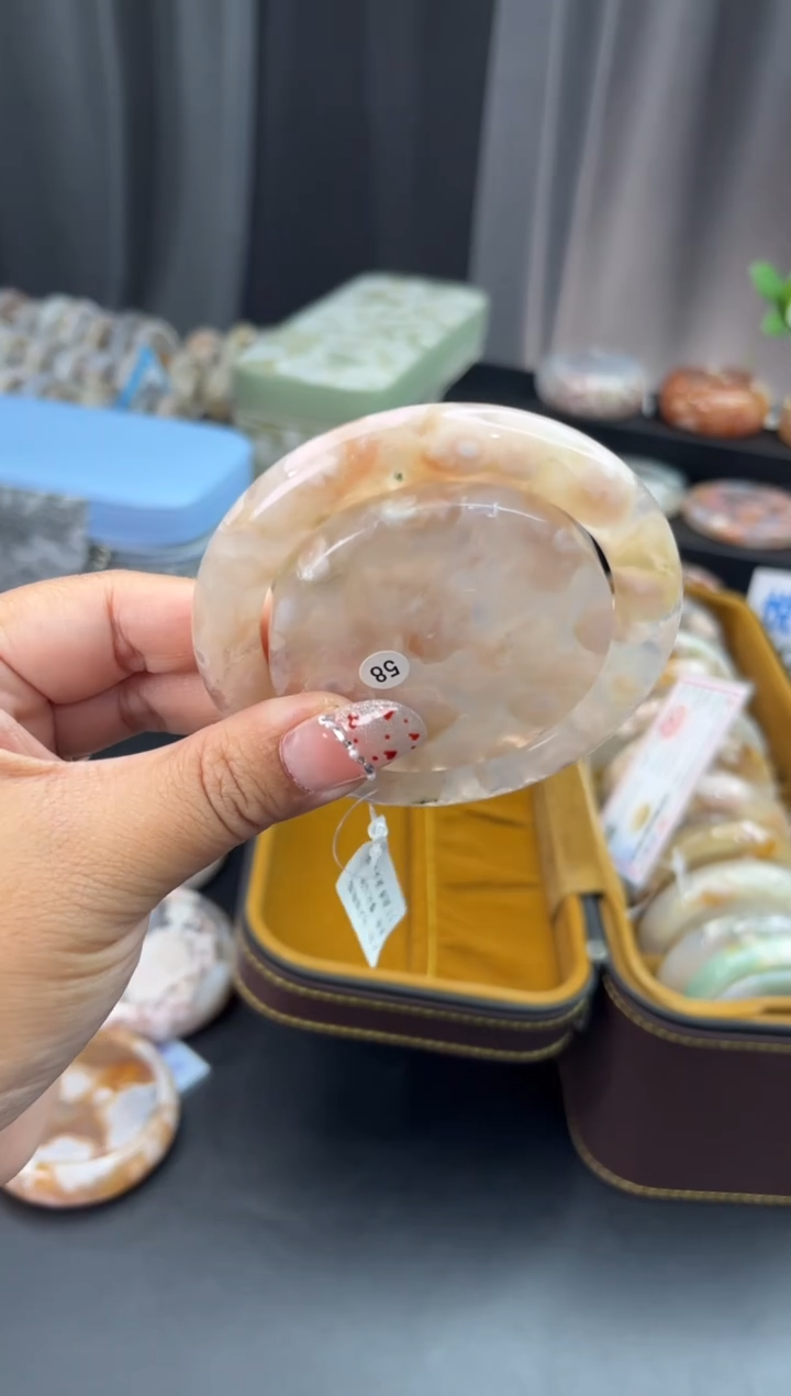 未镶嵌手镯石英质玉（58圈口）赠送镯心 