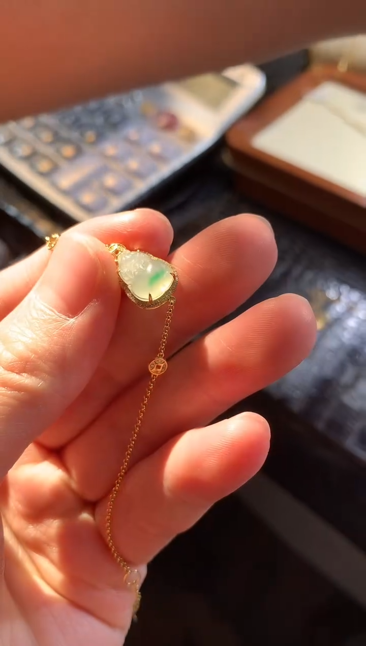 颈饰18K金镶嵌翡翠一*翡翠