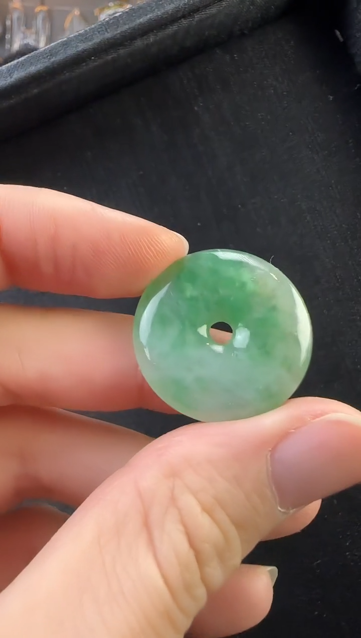 颈饰未镶嵌翡翠105平安扣一个