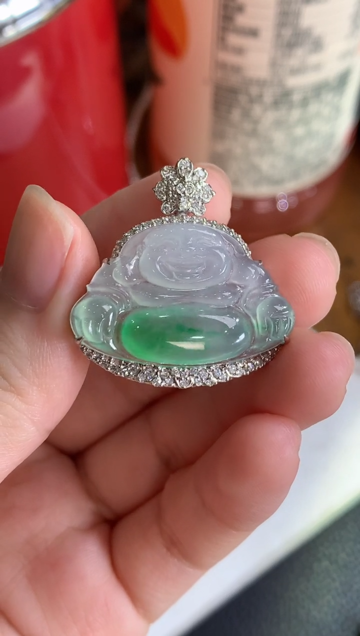 颈饰18K金镶嵌翡翠佛公