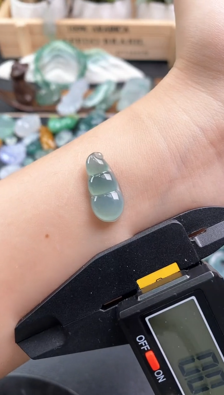 颈饰未镶嵌翡翠福豆