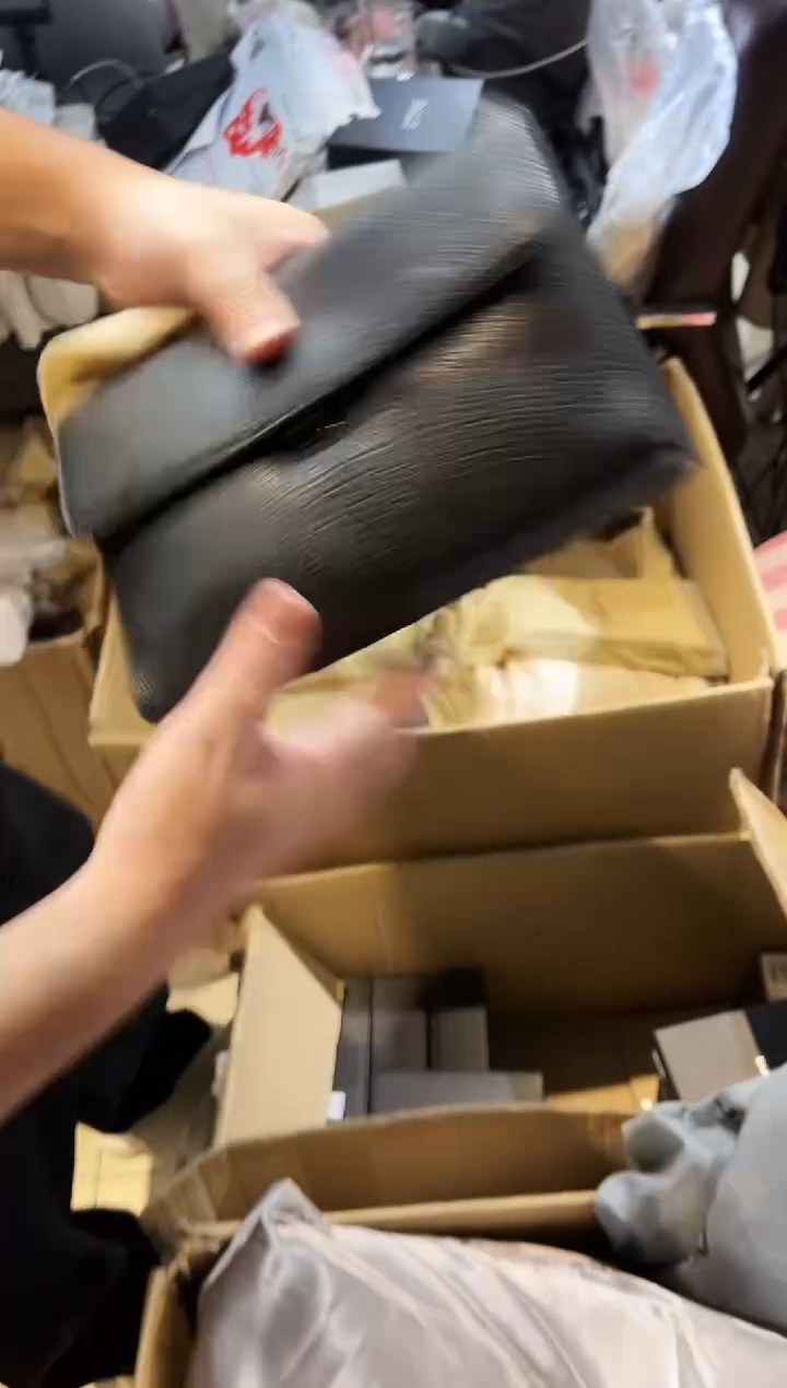 头层牛皮191品牌男包清货中（不要卡单，理性消费）