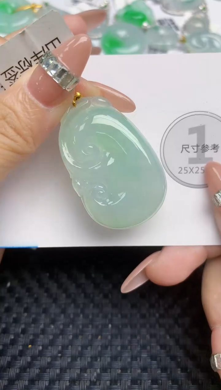 颈饰18K金镶嵌翡翠天然缅甸A货翡翠百元以上9元证书费自理