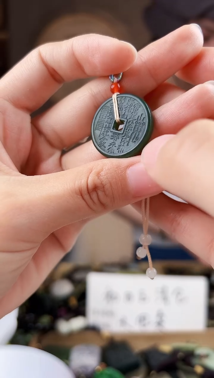 颈饰未镶嵌和田玉拍一发一，多样性发货