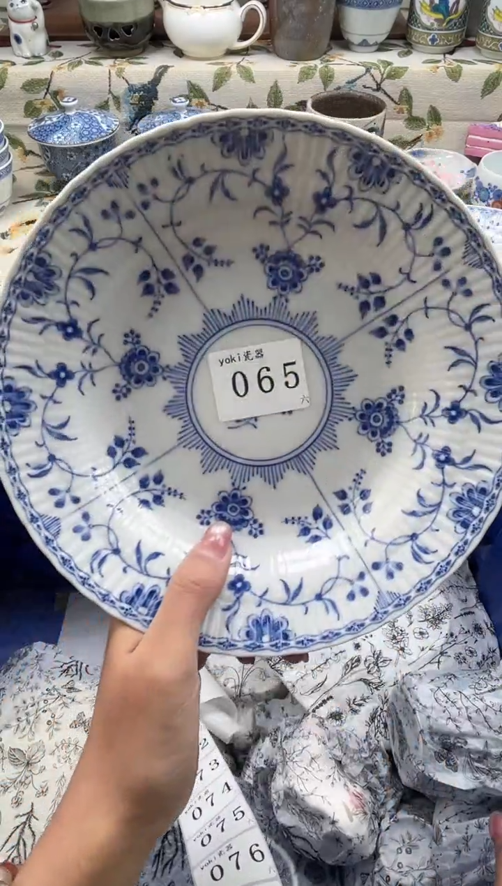瓷片热****虎          065