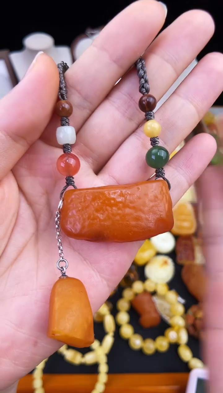 琥珀未镶嵌珠宝奇石柒月