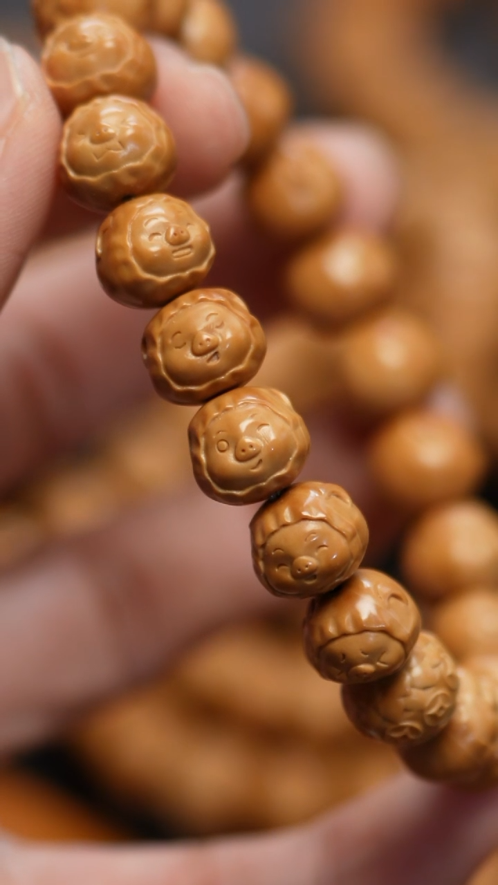 吊坠猴头核桃小福猪