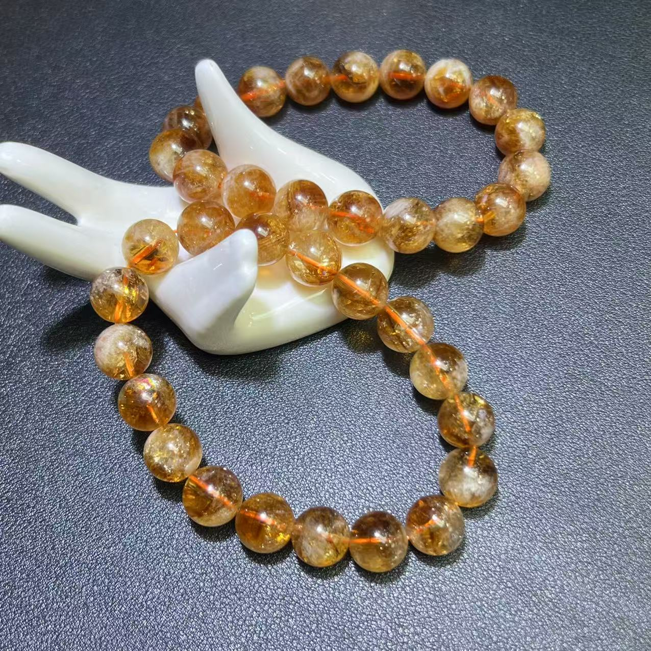 C11234卡12左右-火树银花黄发晶手串-多样性发其一WR