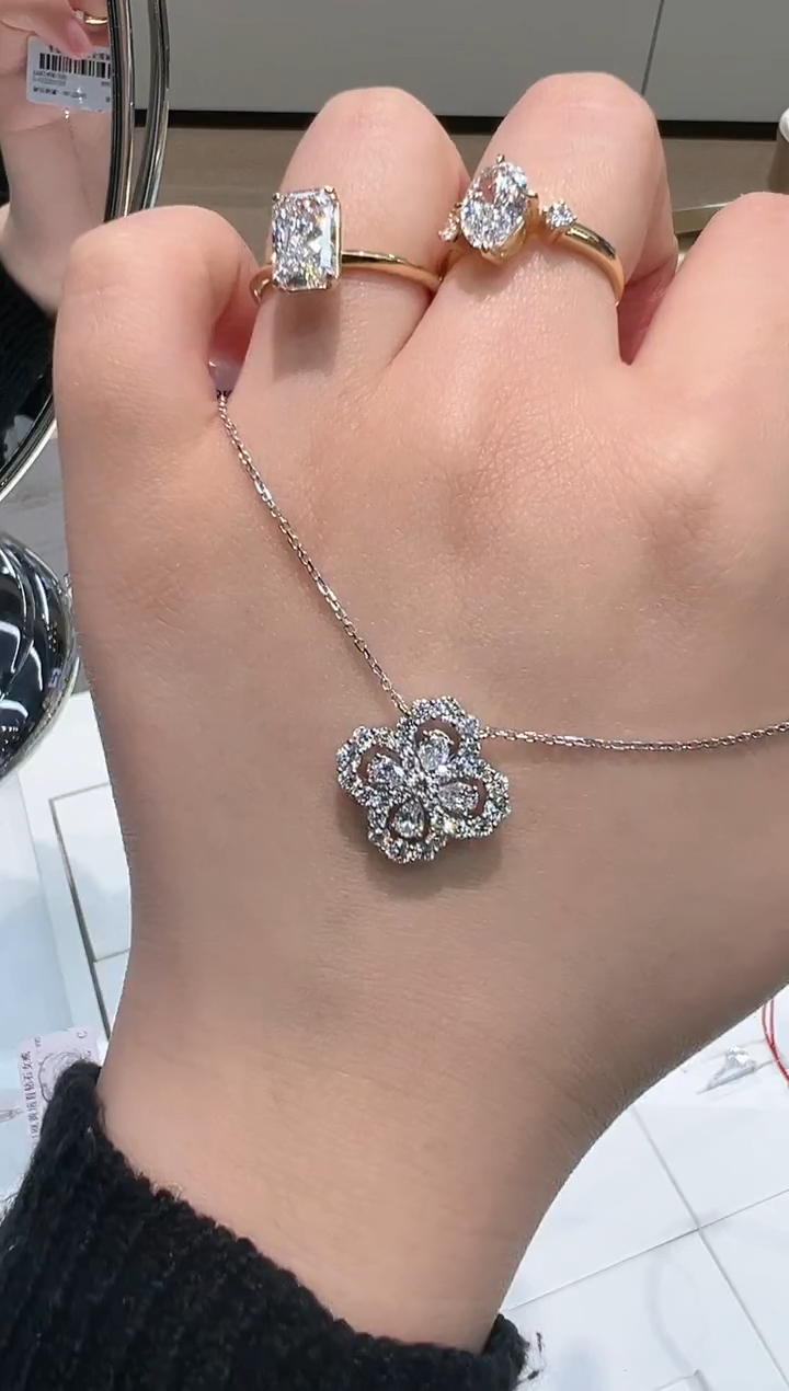 【闪购商品】合成钻石颈饰18K金镶嵌项链