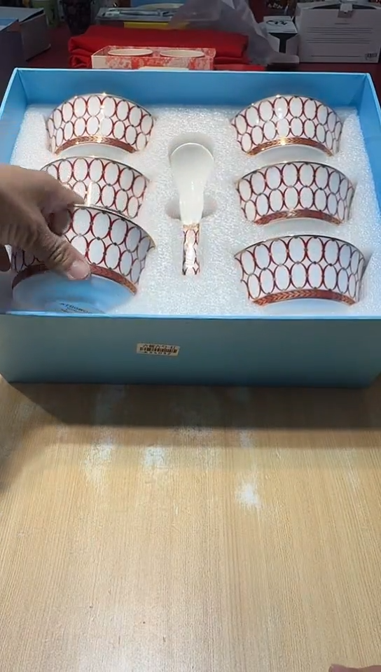 瓷片生活的本意是开心啊@@1