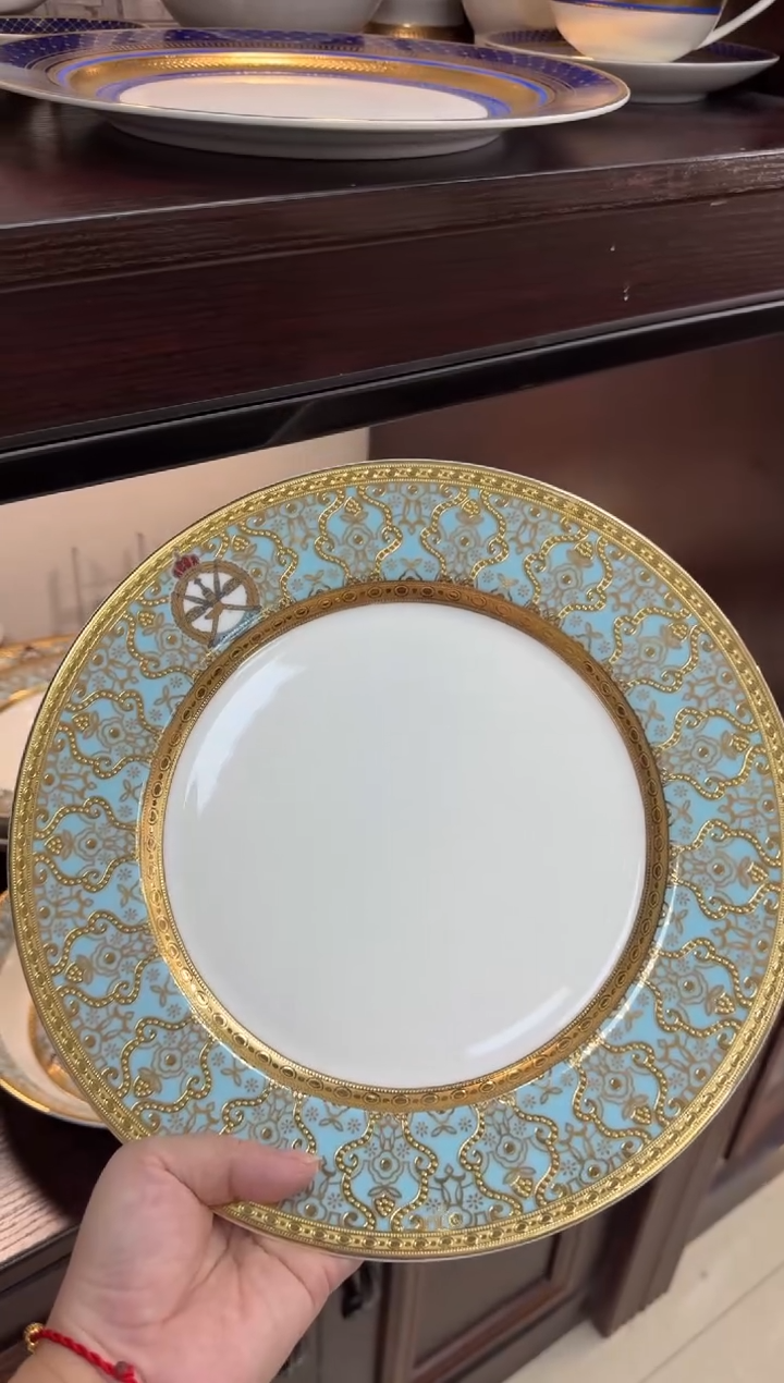 【闪购商品】瓷片10.5寸平盘1个  福利价