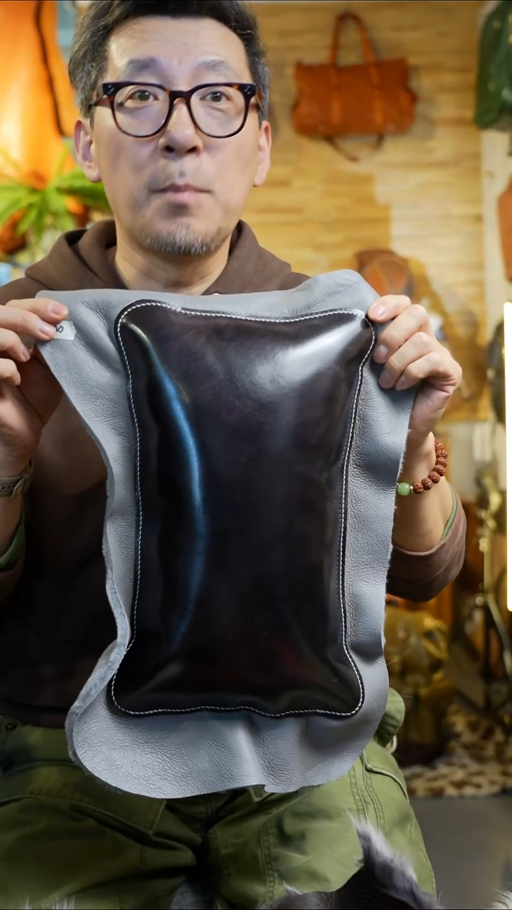 真皮配羊毛靠垫8号