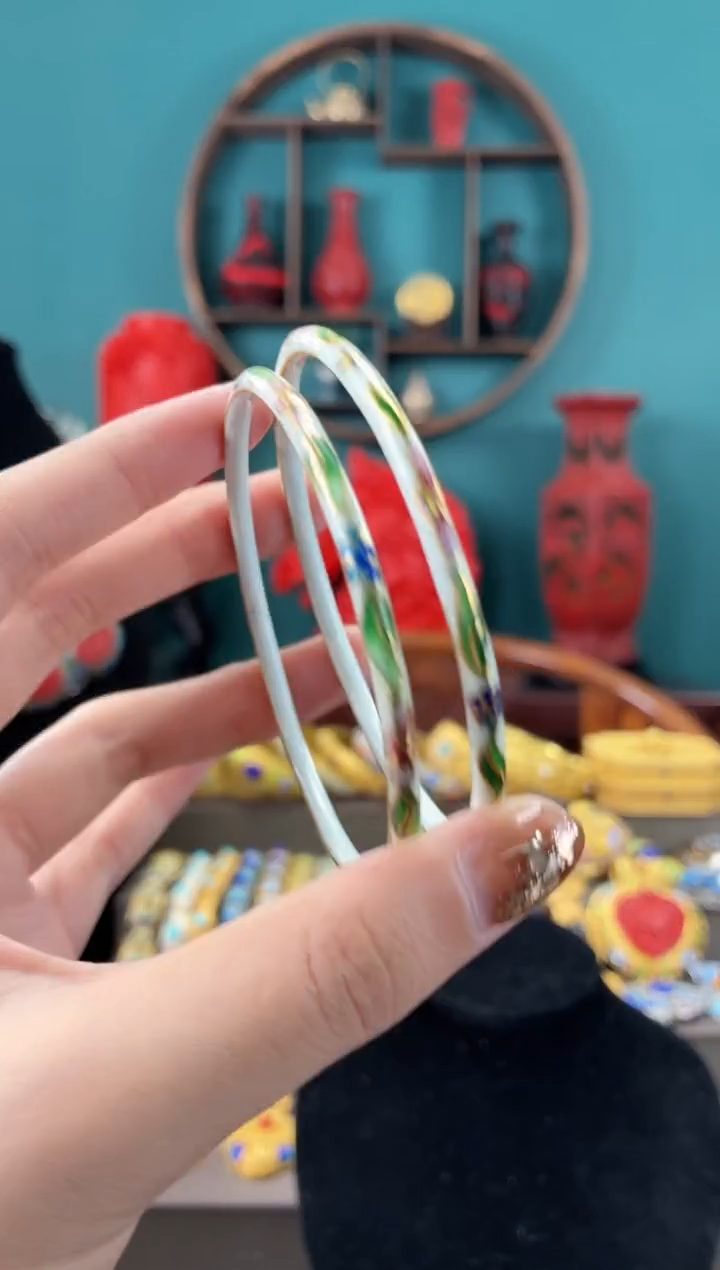 非遗手工景泰蓝镯子叮当一对白色