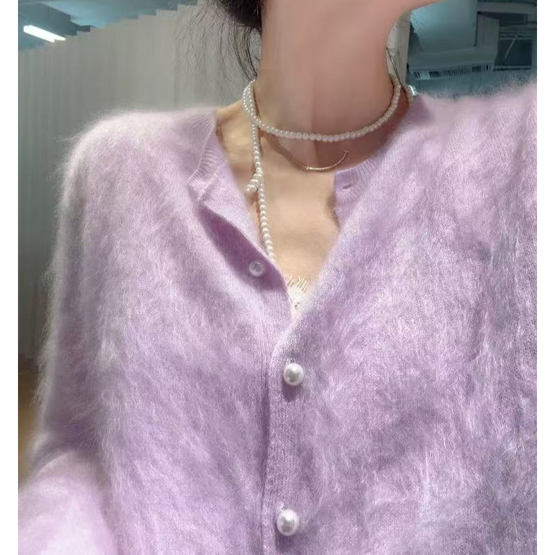 3366-2【千炫女装】新款高级设计感气质圆领珍珠扣纯色拉绒工艺上衣