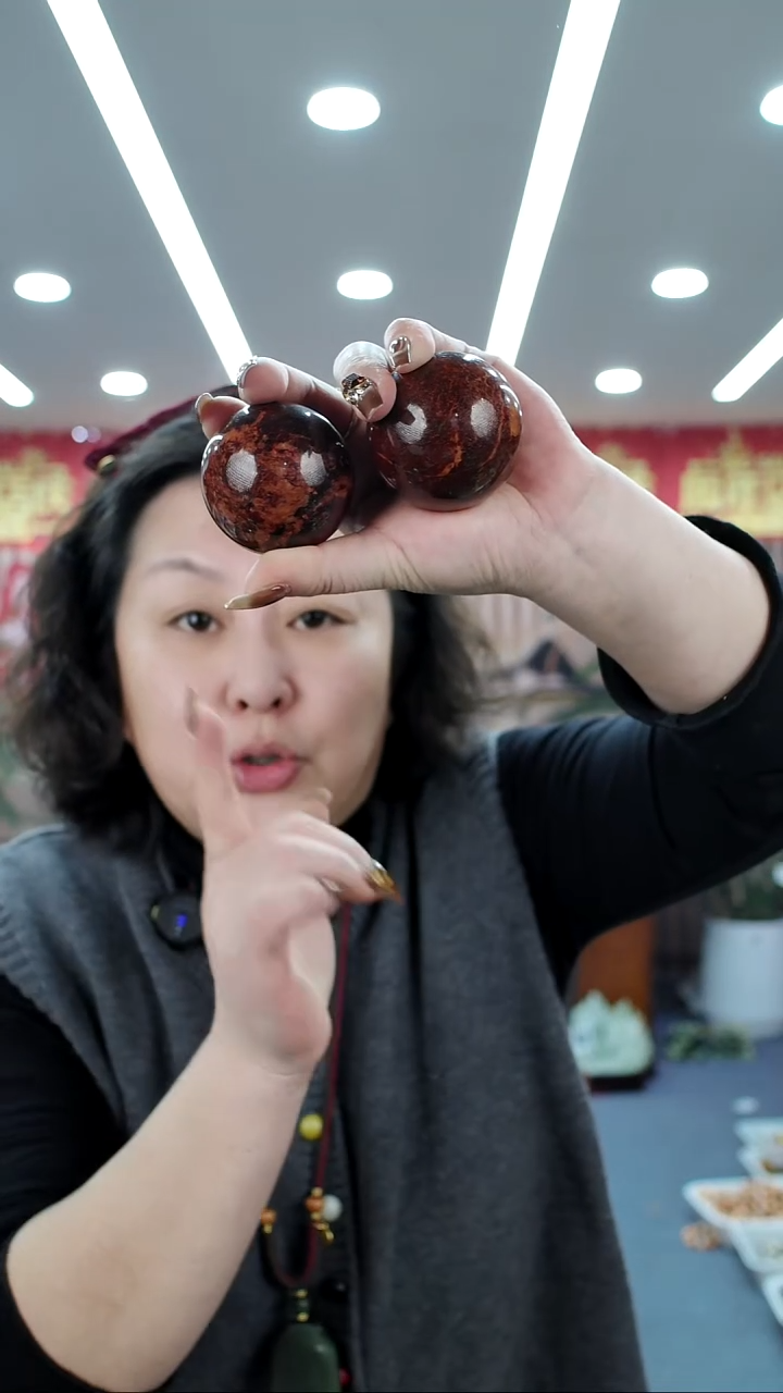 未镶嵌手链透闪石质玉手球