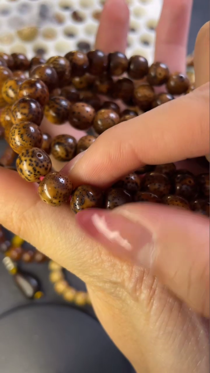 【闪购商品】星月菩提吊坠精工级浅珀桶珠9*8长串