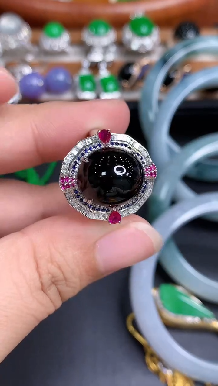 18K金镶嵌戒指翡翠650-中国好珍宝