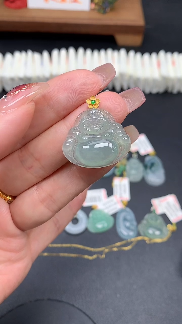 翡翠18K金镶嵌吊坠(不含链)MS186847