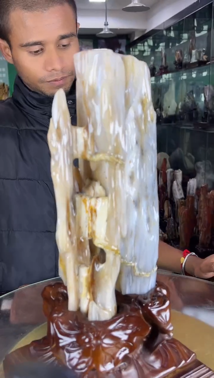 缅甸天然树化玉摆件