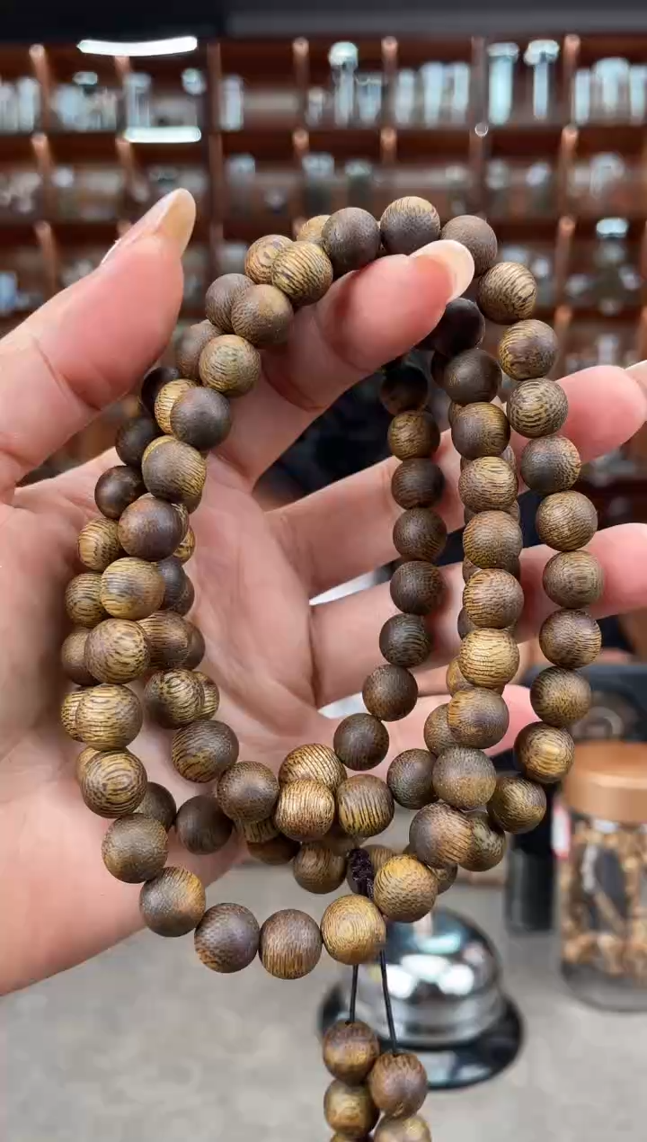 【闪购商品】沉香手串34号老料国香绿奇楠多样性发一条