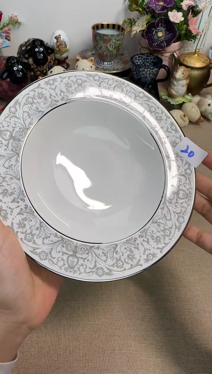 瓷片泡泡家的瓷器真好看