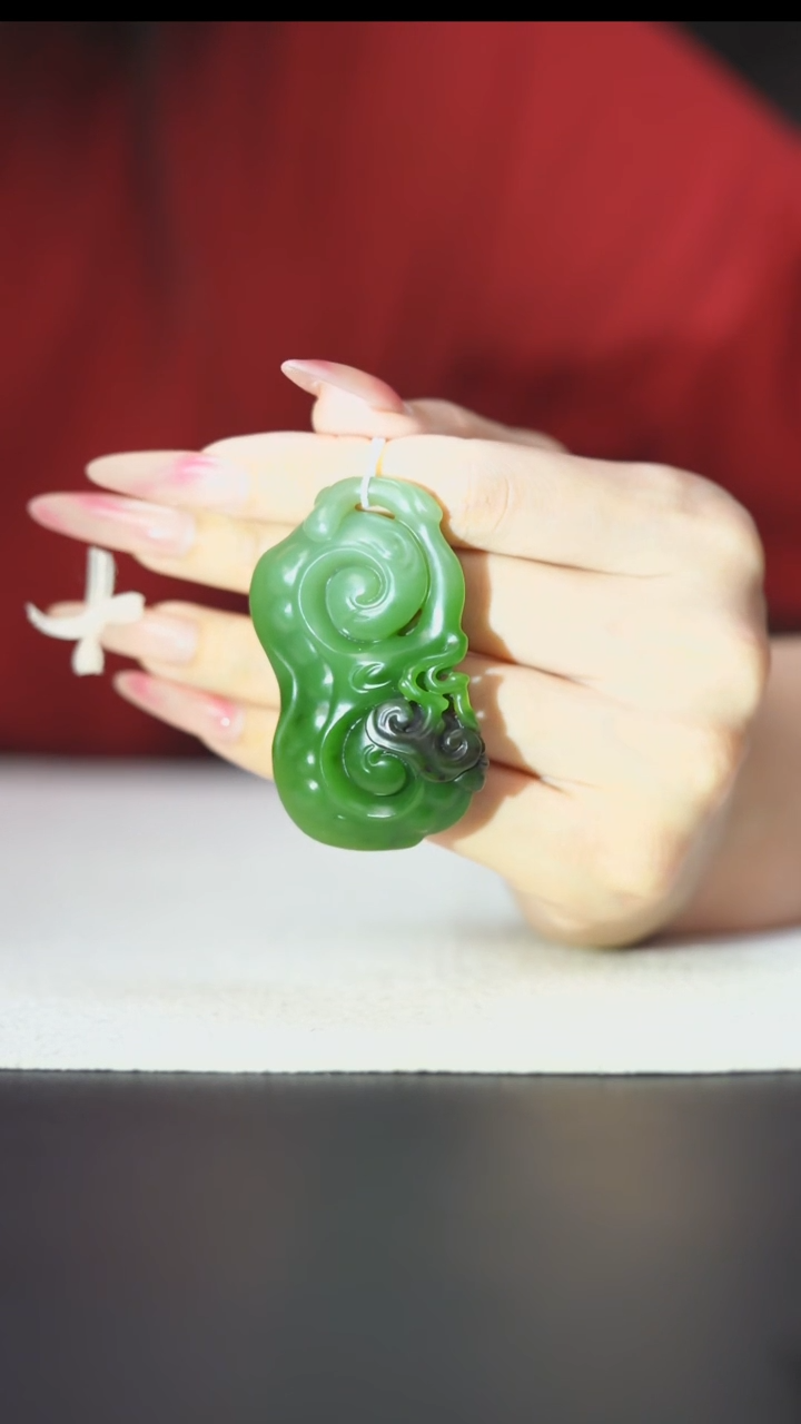 吊坠(赠链)未镶嵌和田玉 俄7四色灵芝 HA00713