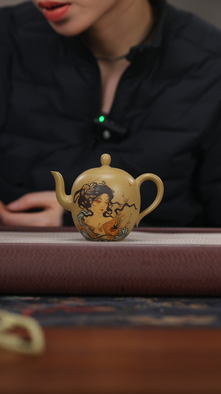 【闪购商品】紫砂茶壶QL 段泥 彩绘 美人肩 190cc