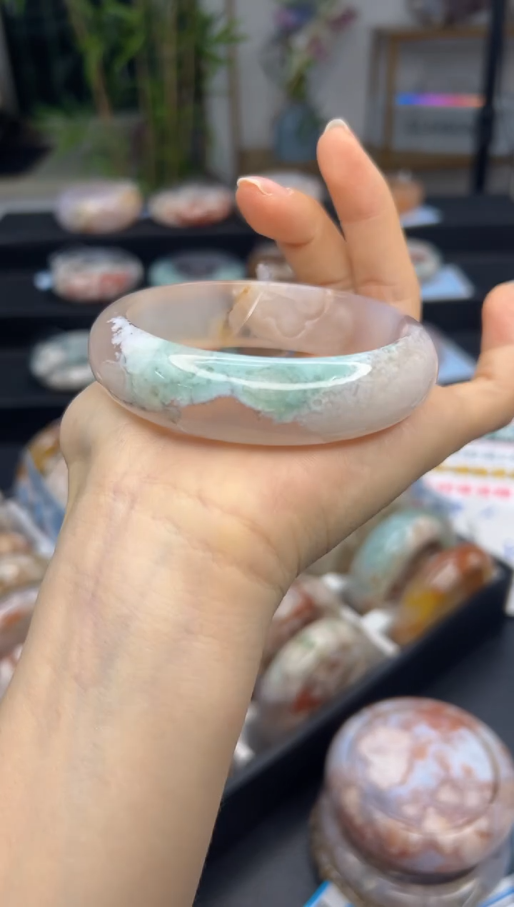 【闪购商品】石英质玉手镯未镶嵌A590(60圈)