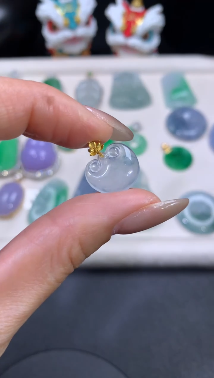 吊坠(不含链)18K金镶嵌翡翠翡翠