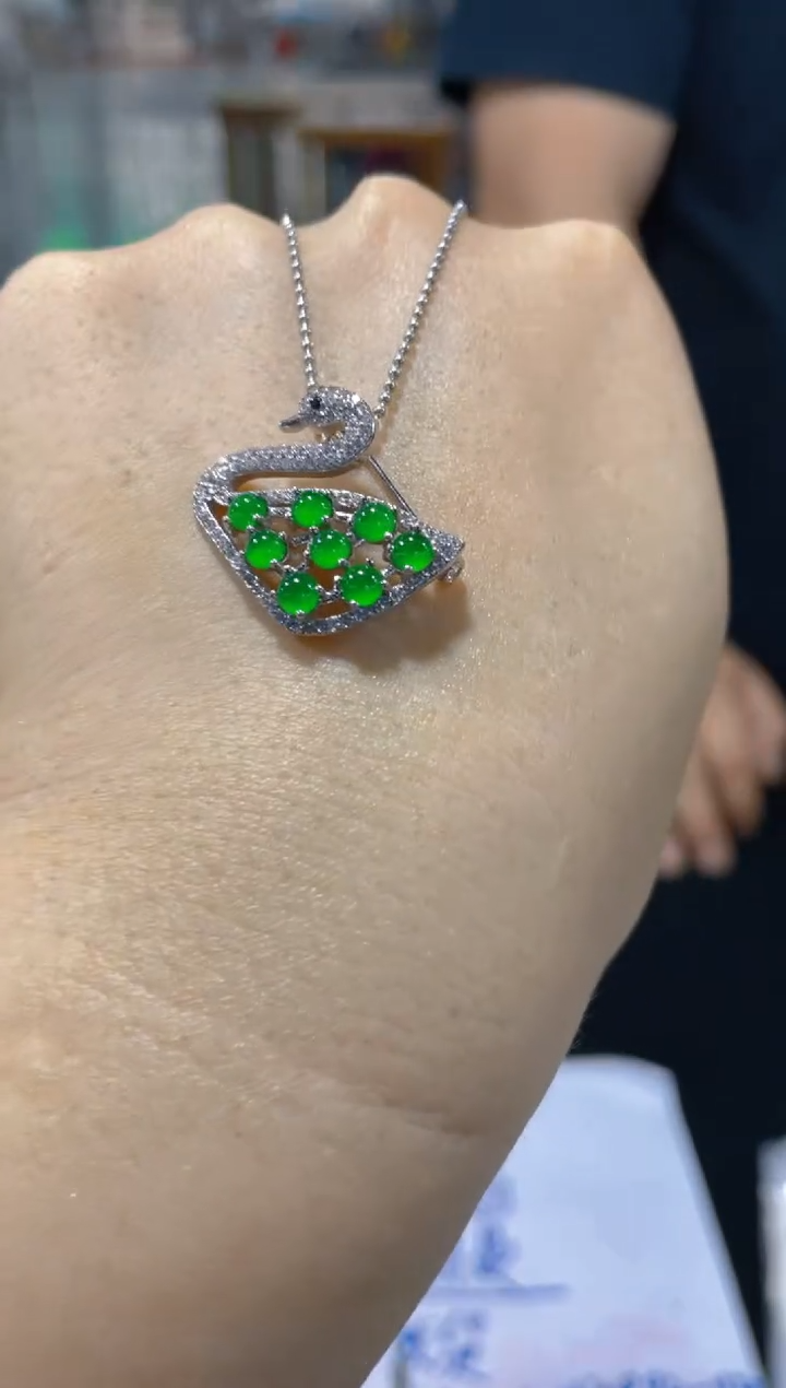 翡翠未镶嵌颈饰天然A货翡翠（多样性发货拍一件发件）