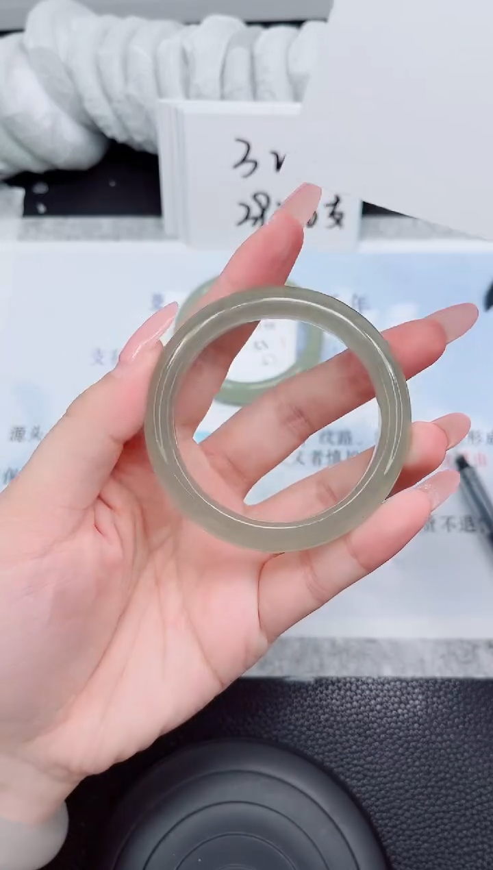 石英质玉手镯未镶嵌231-54