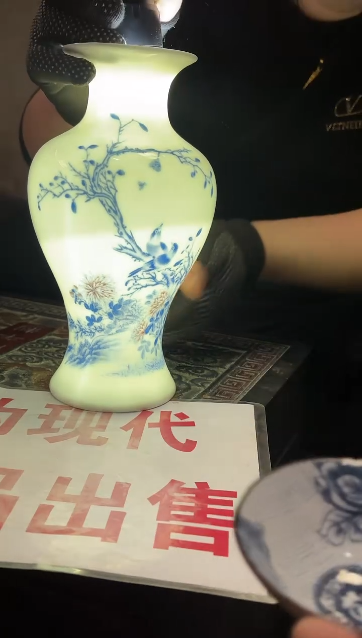 摆件陶瓷现代工艺品Y098