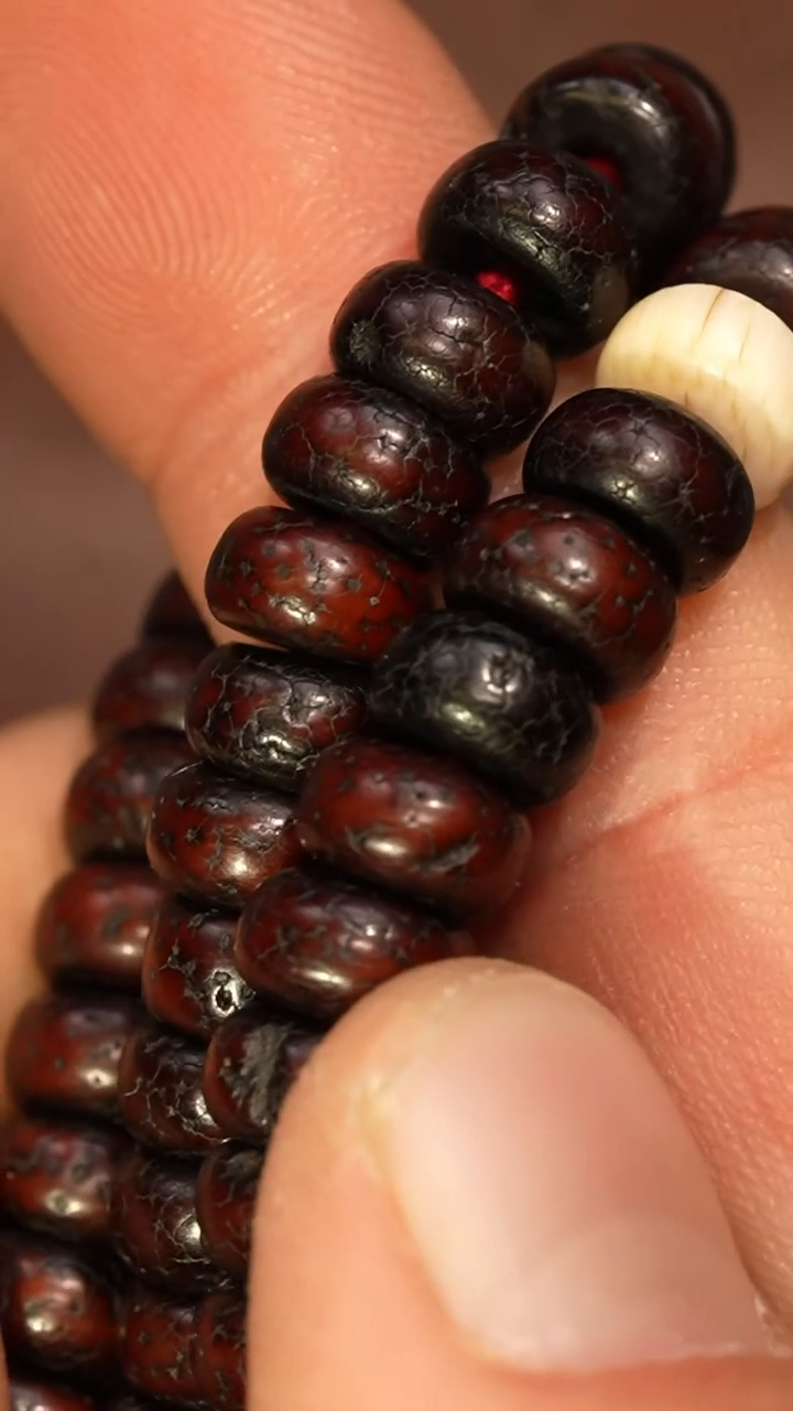 【闪购商品】冲赛康胡子哥，藏传念珠38