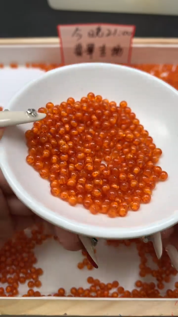 裸石琥珀未镶嵌M184 红 花 珀4mm100个8.8元