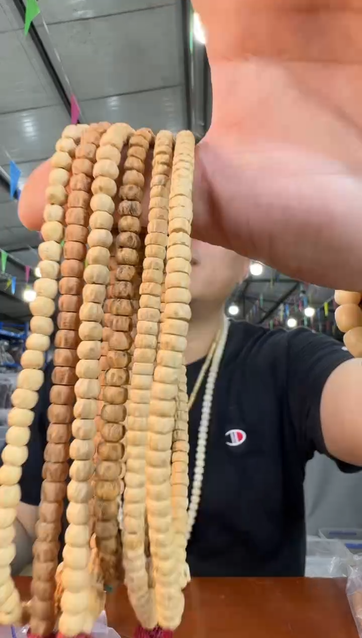 柏香籽/百香籽手串A22实物为准