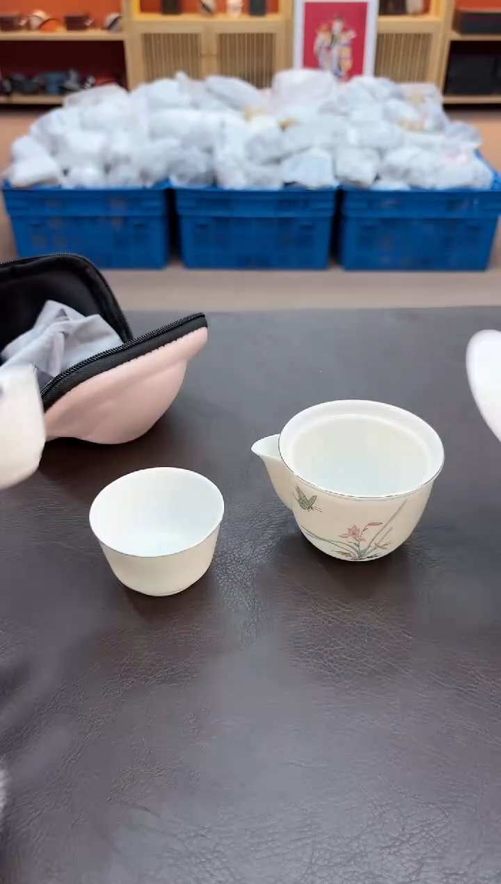 【闪购商品】摆件瓷SC1111111111111