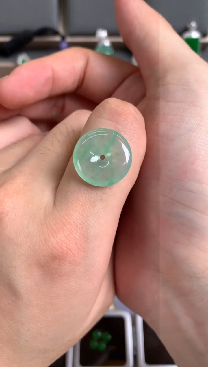 未镶嵌定制翡翠裸玉