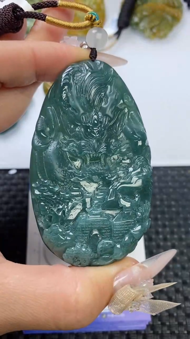 【闪购商品】翡翠颈饰未镶嵌1111111111111111