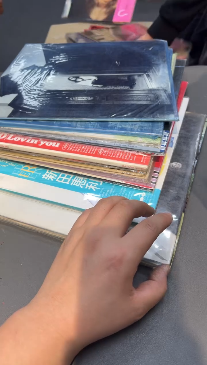 塑料e**k工艺品小四孤品收藏