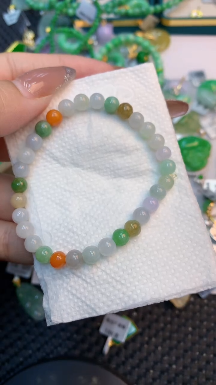 颈饰未镶嵌翡翠1