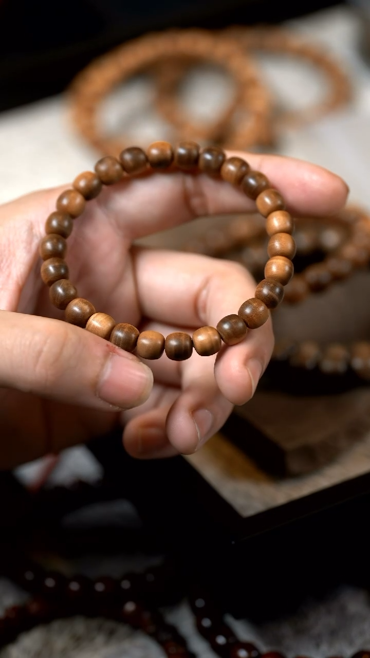 【闪购商品】檀香木手串/手链焦糖味老山檀8mm横纹