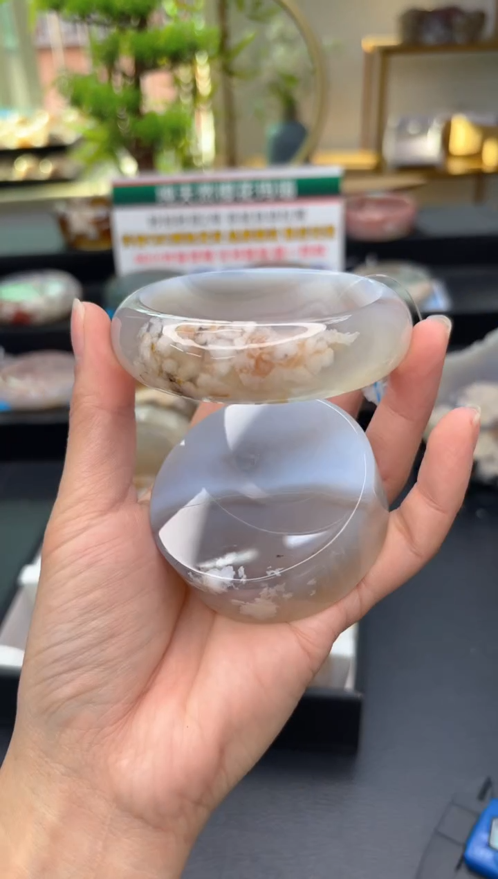 【闪购商品】石英质玉手镯未镶嵌C526(59圈赠送镯心)