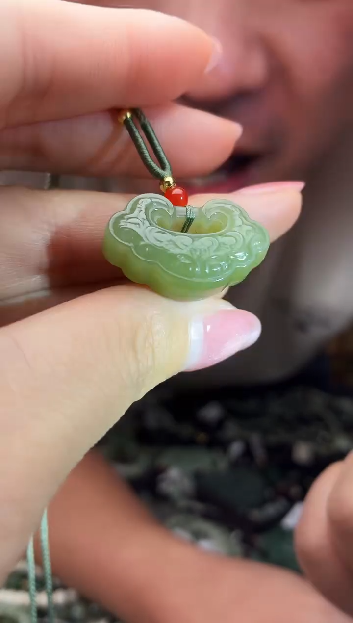 颈饰未镶嵌和田玉多样性发货，拍一发一