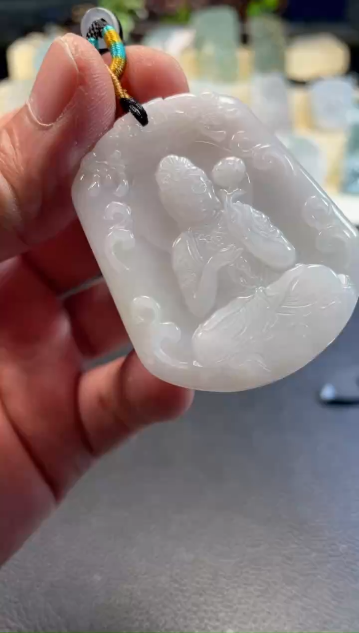 颈饰未镶嵌翡翠11/28/096