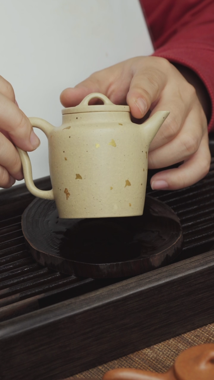 【闪购商品】紫砂茶壶本绿-汲直-洒金