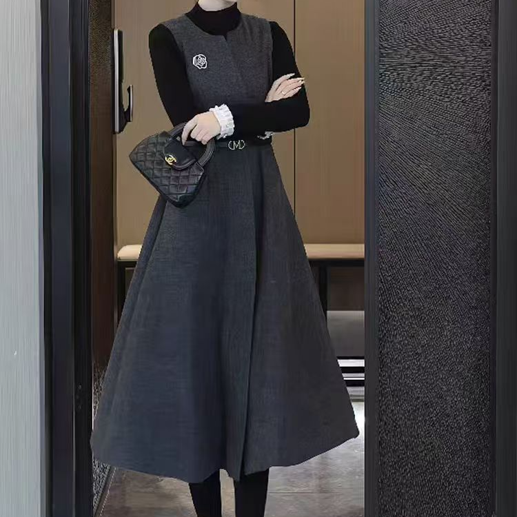 G裙长113    2578套装裙